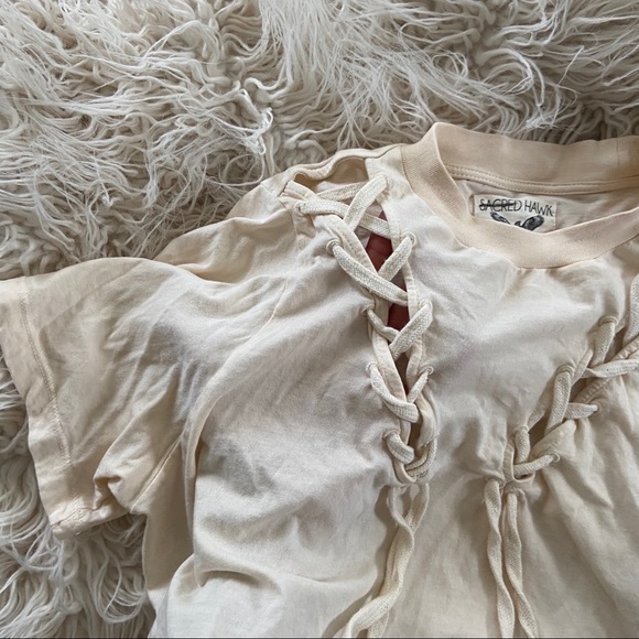 Lace-Up Crop Tee - Picture 2 of 3